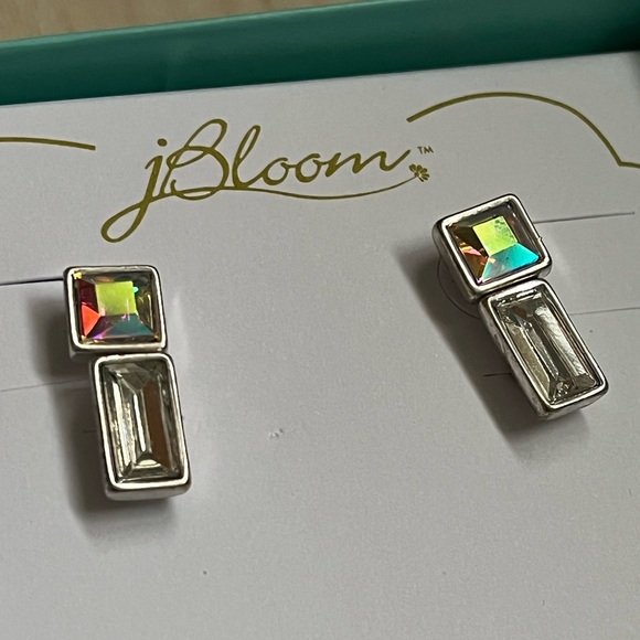 BNIB - Audrey Post Silver Earring Set - Picture 6 of 6